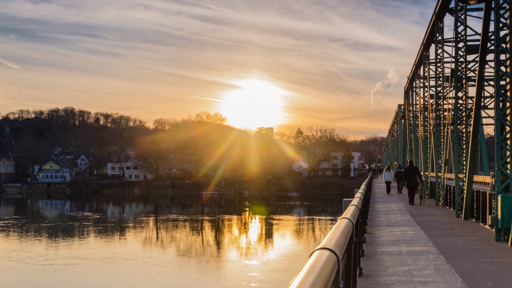Sunset on the New Jersey – Pennsylvania Border from the Lambertville-New Hope&nbsp;Bridge