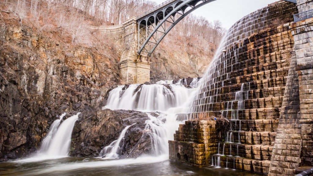 New Croton Dam – New York&nbsp;Waterfall