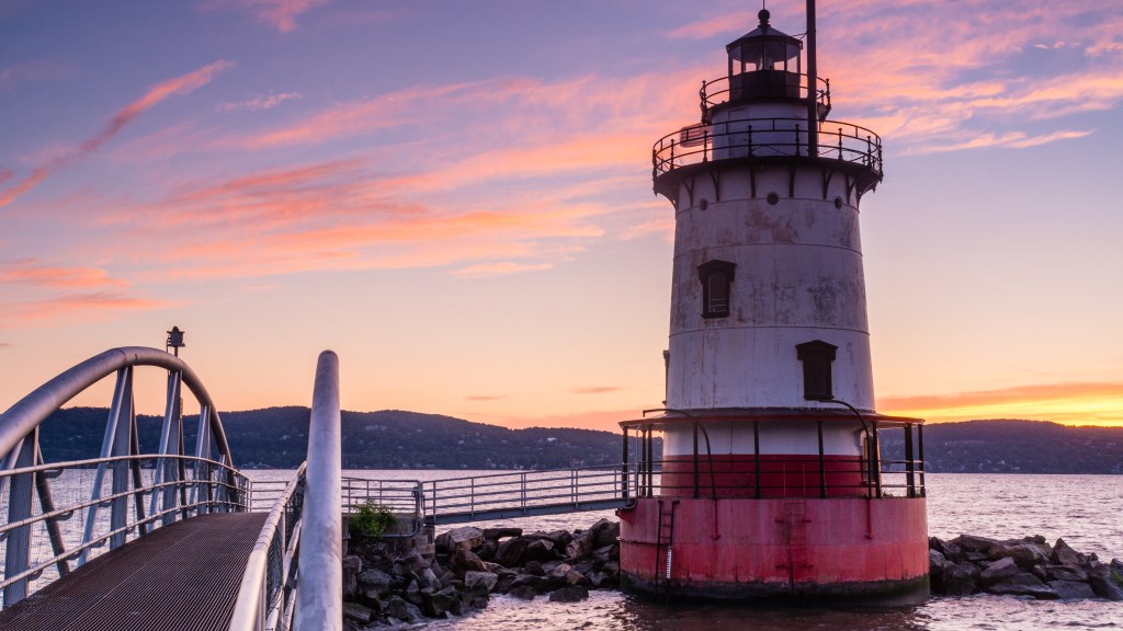 Tarrytown Sleepy Hollow Lighthouse&nbsp;Sunset